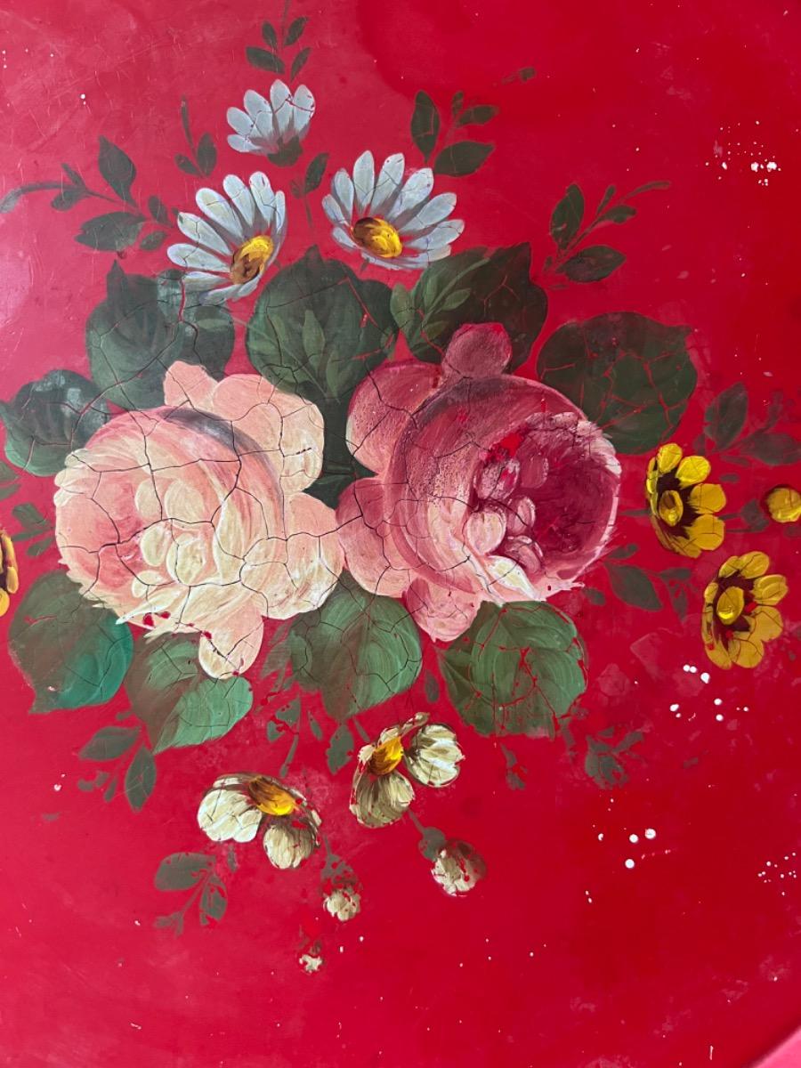 Painted metal tray