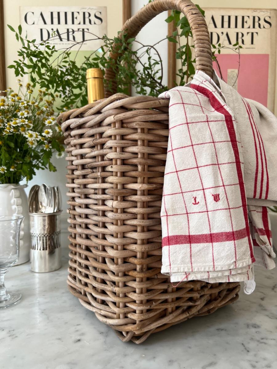 Wicker basket