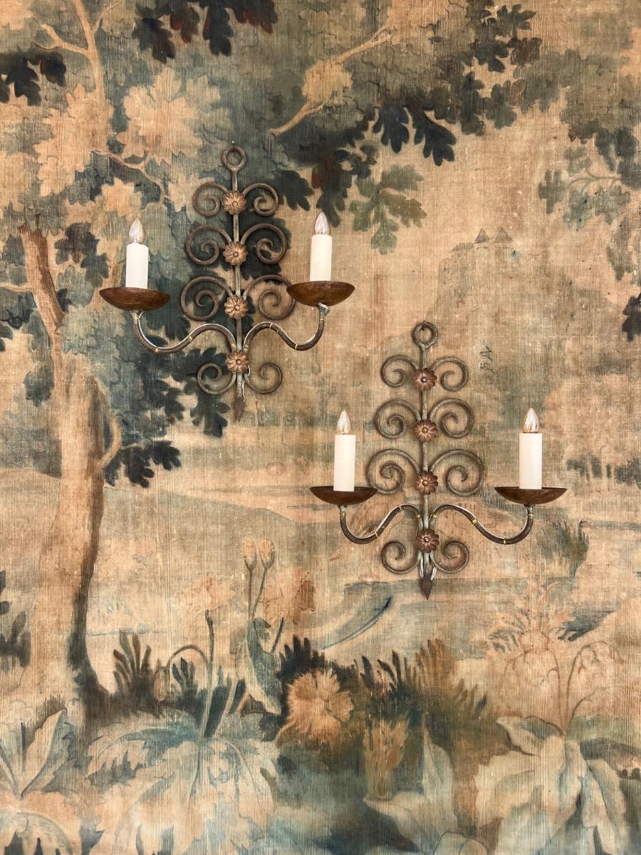 Pair of sconces 