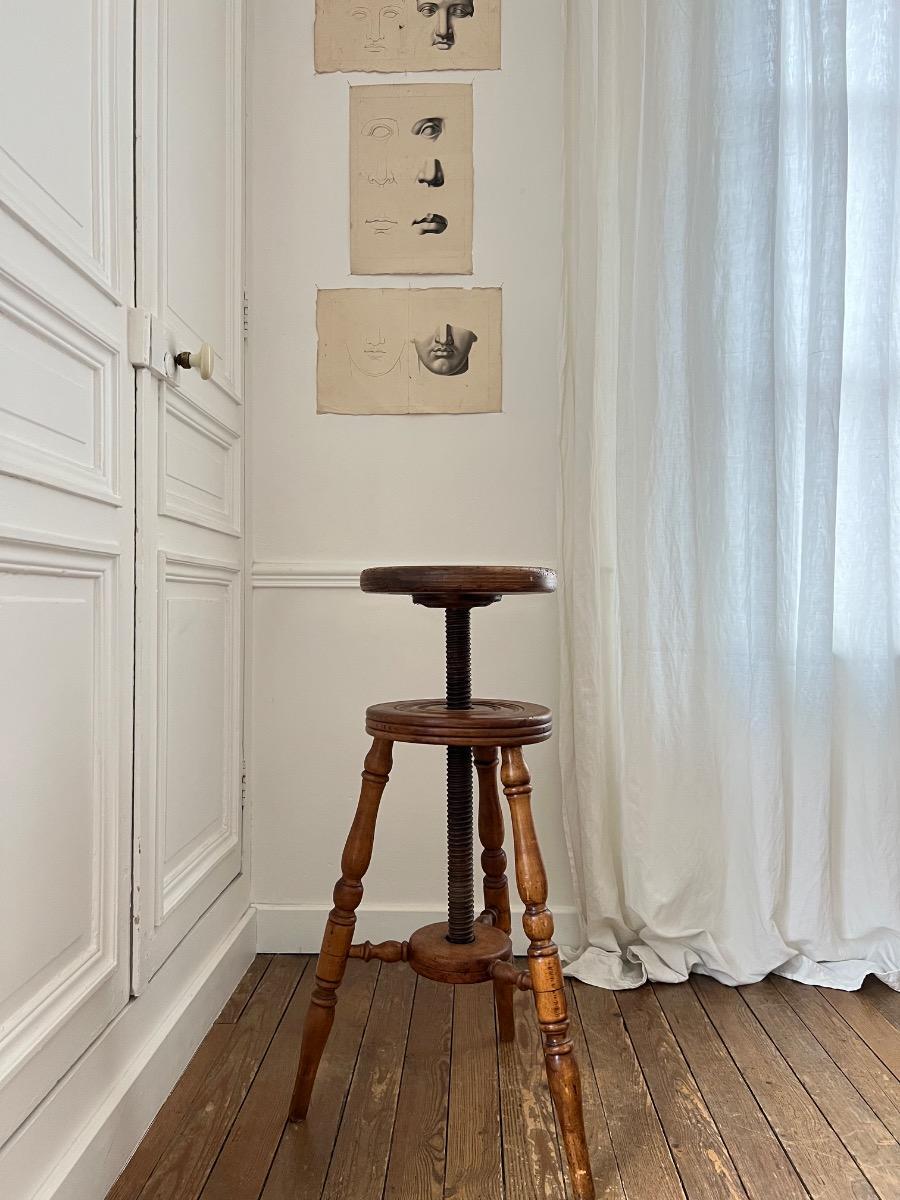 Tabouret de peintre ajustable 